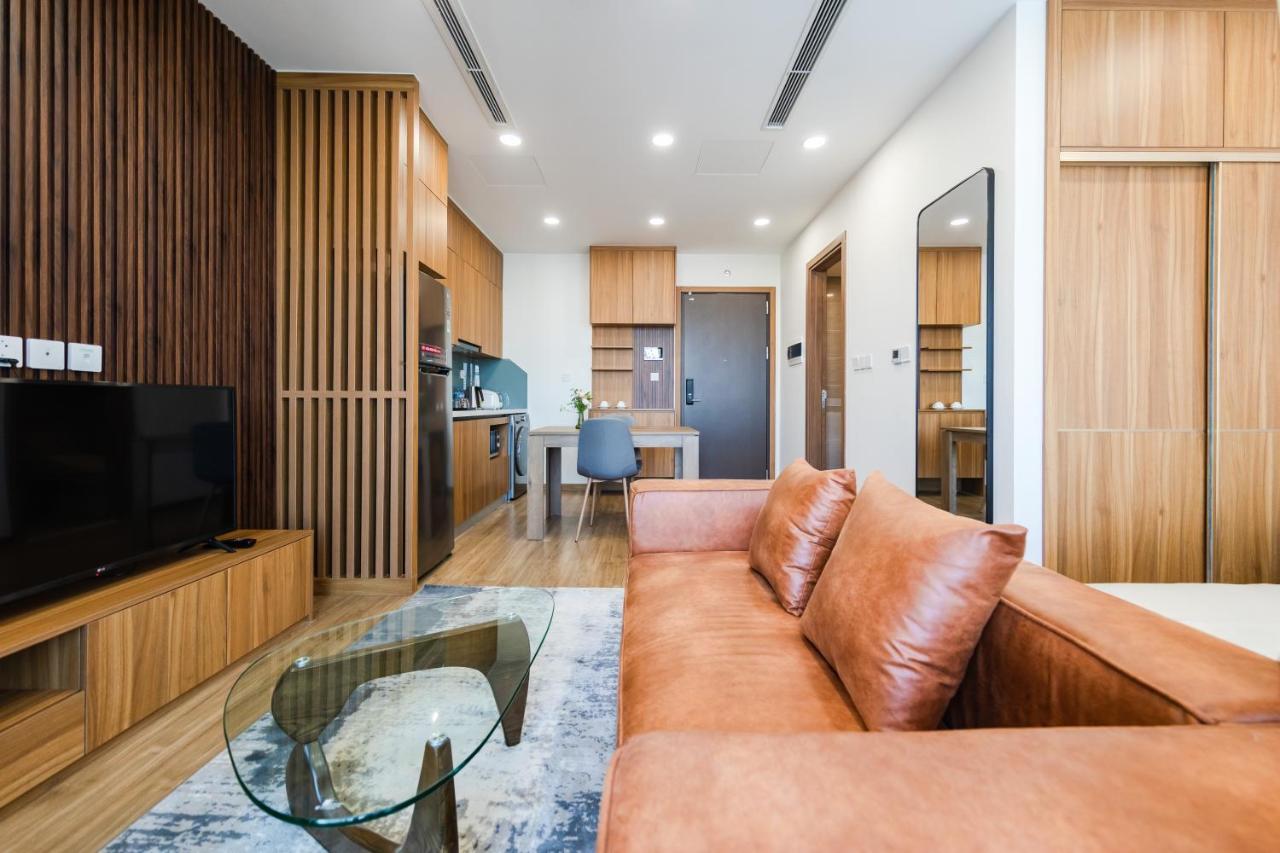 Five Star Westlake 1St-4Th Floors Hotel & Serviced Apartment Ханой Экстерьер фото A living room in a serviced apartment in Hanoi, Vietnam